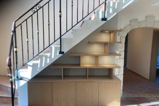 Optimisez vos espaces avec des rangements sur mesure dans le Var grâce à L&#8217;Atelier d&#8217;Émilie