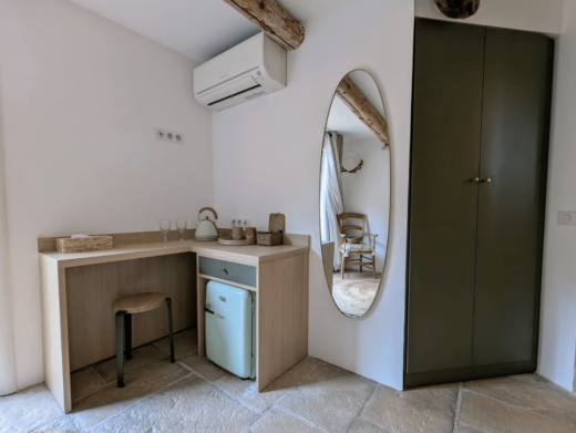 &#x1F33F;&#x20;Ambiance&#x20;Proven&#x00E7;ale&#x20;&amp;amp&#x3B;&#x20;Astuces&#x20;D&#x00E9;co&#x20;&#x3A;&#x20;Un&#x20;Coin&#x20;Chambre&#x20;Aussi&#x20;Charmant&#x20;que&#x20;Fonctionnel